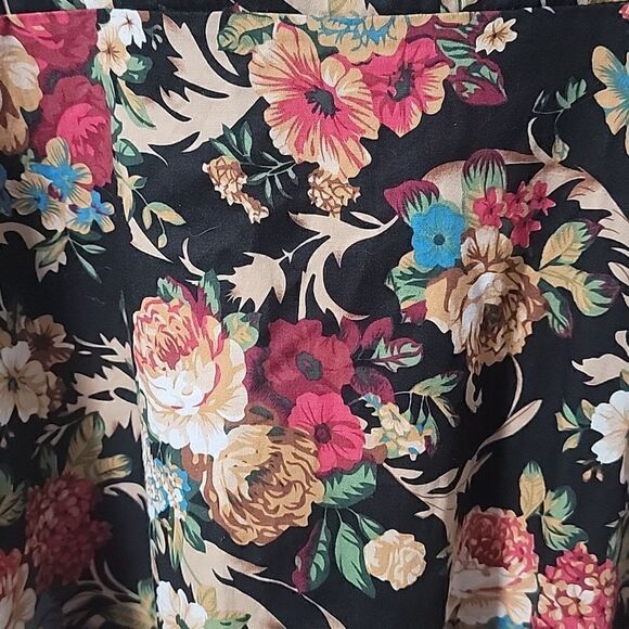 Retro Floral Dress - Picture 3 of 6